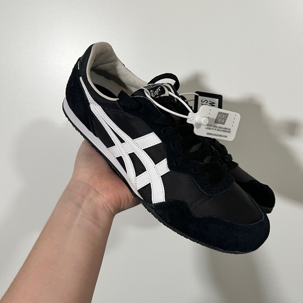 NEW Onitsuka Tiger Serrano Sneakers Unisex Style #: 1183B400.001 Black & White